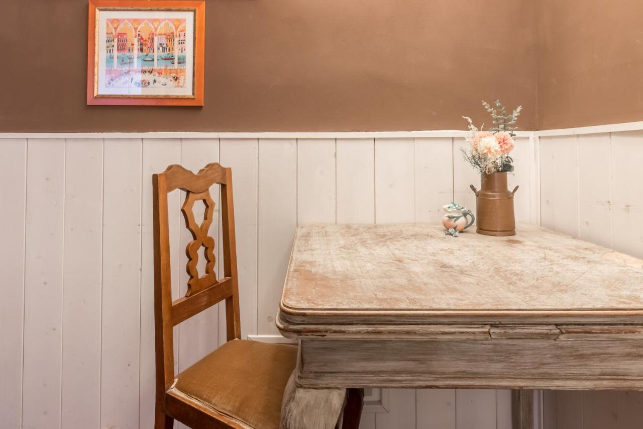 베니스 Ca Falier Piccolo - Little Sweet Studio In 10-12 Minutes From Bus&Train Station 아파트 외부 사진